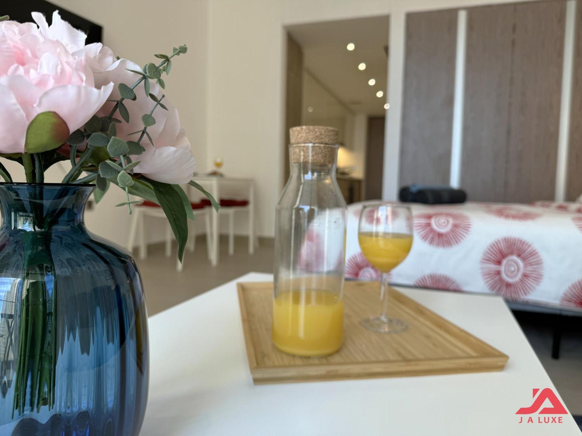 Cozy Sea View Apt In Liv Residence Tower, Dubai Marina Cozy Marina & Sea View Apt In Bay Central Tower With Modern Gym & Pool, Steps To Jbr Beach & Metro Zewnętrze zdjęcie